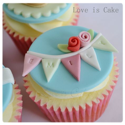 Tiffany Cupcakes, Perfect Cupcakes, Vintage Tea Parties, Cupcakes Fondant, Mothers Day Cupcakes, Mulberry Handbags, Ideas Cupcakes, Girly Cakes, Fondant Cupcake Toppers