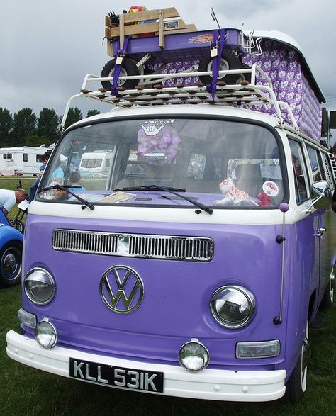 Think of all the places you could go in a purple VW.  purple bay by Avid Maxfan, via Flickr Combi Vw T2, Vw Minibus, Photowall Ideas, Camping Vintage, Van Vw, Kombi Home, Combi Volkswagen, Combi Vw, Purple Vibe