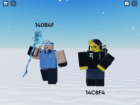 Noob Outfits Roblox Avatar, Roblox Evade, Skins Roblox, Tin Pots, Swimming Anime, Roblox Guy, Avatar Creator, Female Avatar, Comic Drawing