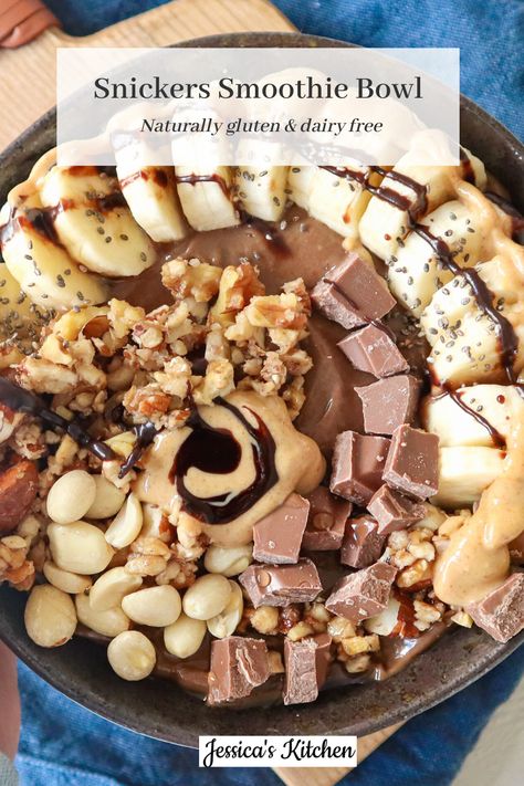 Snickers Smoothie Bowl, Brownie Batter Smoothie Bowl, Snicker Smoothie, Chocolate Yogurt Bowl, Peanut Butter Acai Bowl, Rainy Day Breakfast, Peanut Butter Bowl, Snickers Smoothie, Chocolate Peanut Butter Smoothie Bowl