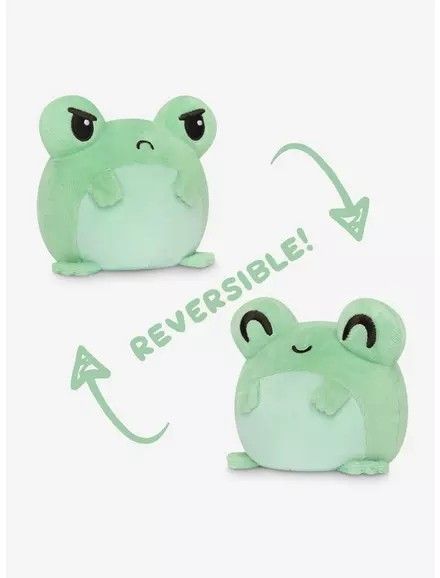 Cute Frog Things, Frog Decorations, Frog Things, Tee Turtle, Frog Plushie, Froggy Stuff, Frog Stuff, Happy Expression, Car Desk