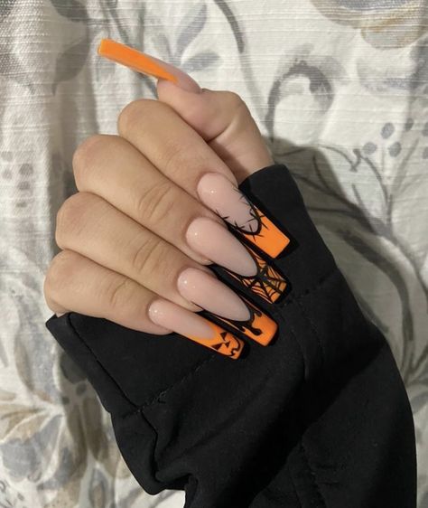 Black Acrylic Halloween Nails, Holloween Nails 2022 Long, Halloween French Tip Nails Coffin, Halloween Nail Designs Acrylic Coffin Long, Halloween Acrylic Nails Long, Cute Acrylic Nails Halloween, Cute Halloween Nails Coffin, October Nails Halloween Purple, Nude Halloween Nails Acrylic