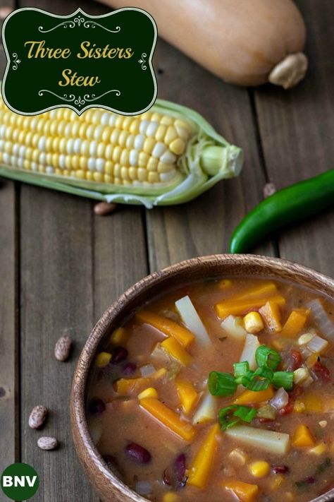 Corn, beans, and squash are full of healthy fiber, protein, vitamins, and minerals - and when combined together become this delicious Three Sisters Stew. Three Sisters Stew Recipe, Three Sisters Stew, Recipes With Corn, Cauliflower In The Oven, Meatless Food, Chef Aj, Mcdougall Recipes, Squash Zucchini, Veggie Broth