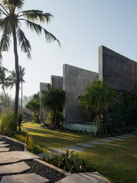 Bali Architecture, World Architecture Festival, Villa Plan, Bali Hotels, Hotel Boutique, Tourist Spots, Site Plan, Hotel Design, Concrete Wall