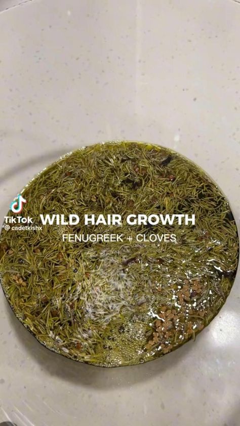 Hair Growth Oil Recipe, Hair Growth Methods, Easy Curly Hair, Herbs For Hair Growth, Herbal Hair Growth, Homemade Hair Treatments, Natural Hair Removal, Herbs For Hair, Hair Play