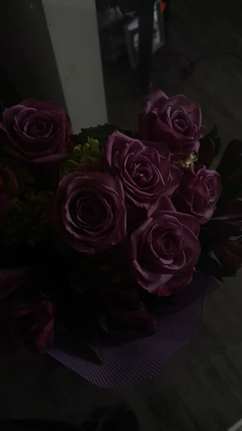 Flower Bouquet Snapchat Story, Luxury Flower Bouquets, Birthday Goals, Low Exposure, Fake Pics, Pink Lifestyle, Fake Insta, Nothing But Flowers, Flower Therapy