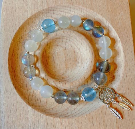 Natural Moonstone and Aquamarine Crystal Bracelet, Dainty Beaded Bracelet, Healing Crystal Bracelet, empath bracelet, 8mm Crystal Healing Bracelets, Aquamarine Crystal, Empath, Crystal Bracelets, Aquamarine, Crystal Healing, Moonstone, Healing, Beaded Bracelets