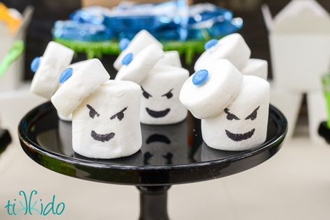 Ghostbusters Movie Night Food, Ghostbusters Snacks, Ghostbuster Party Food Ideas, Ghostbusters Food Ideas, Ghostbusters Treats, Ghostbusters Food, Fun Halloween Appetizers, Witchy Party, Ghostbusters Halloween