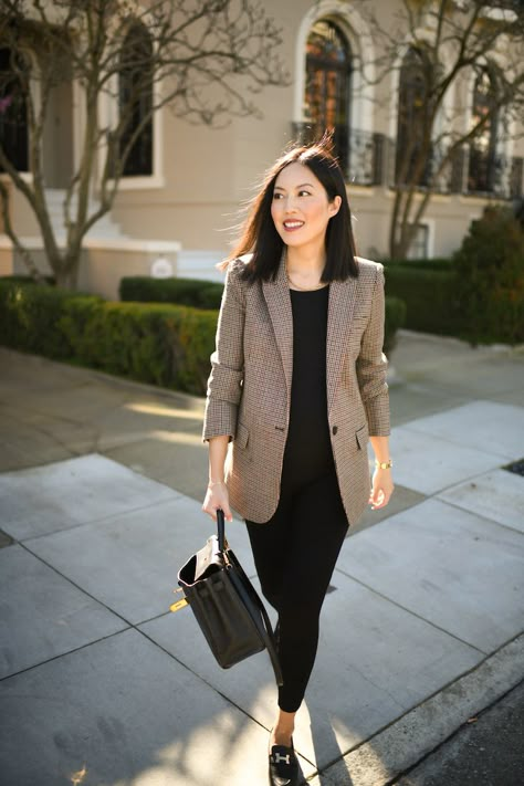 Blazer & Loafers – 9to5chic Professional Dress With Blazer, Blazer Outfits Office Business Casual, Long Blazer Outfit Work, Women’s Blazer Outfit Work, Woman’s Blazer Outfit, Casual Work Outfits With Loafers, Office Outfits Women Loafers, Loafers Business Outfit Women, Work Outfit Loafers Women