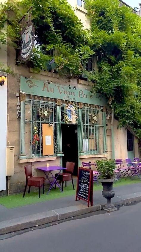 herve_in_paris on Instagram: 🍂 Before the leaves fall #paris #mylittleparis #Parisjetaime #parismaville #vivreparis #seemyparis #prettylittleparis #secretsdeparis… France Architecture, Paris Video, Paris Travel Photography, Notre Dame Cathedral, Paris Cafe, Italy Aesthetic, Paris At Night, Paris Restaurants, Leaves Fall