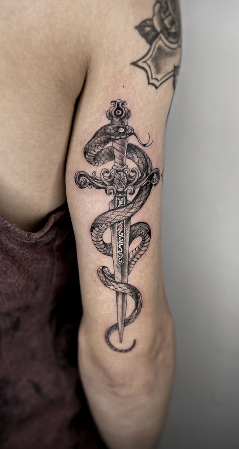 Snake And Crown Tattoo, Basic Men Tattoo, Celtic Serpent Tattoo, Snake Tricep Tattoo, Adam And Eve Snake Tattoo, Knife And Snake Tattoo, Snake Leg Tattoo, Triceps Tattoo, Dragon Tattoo Forearm