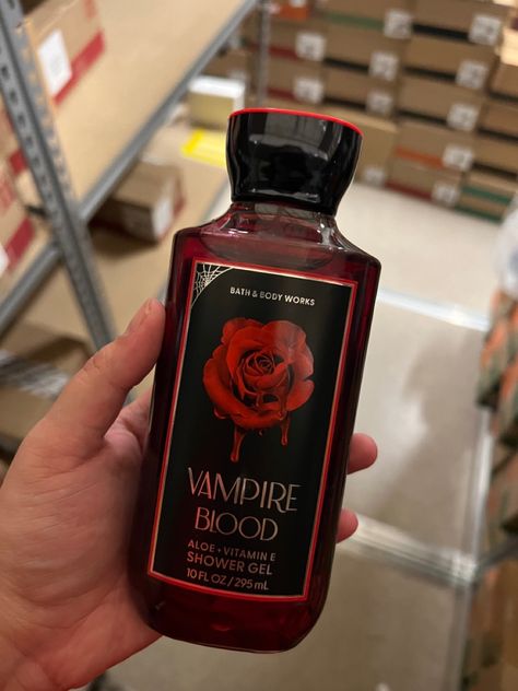 Bath And Body Works Halloween 2023, Bath And Body Works Vampire Blood, Vampire Perfume, Halloween Beauty Products, Bath And Body Works Halloween, Gothic Things, Vampire Blood, Gross Things, Perfume Mist