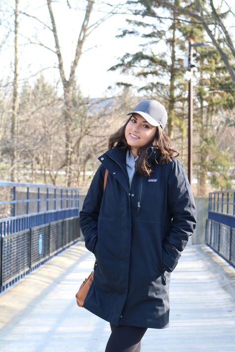 Madewell Purse, Baseball Cap Outfit, Cap Outfit, Clothing Catalog, Mommy Style, Patagonia, Winter Wardrobe, Winter Looks, Fall Winter Outfits