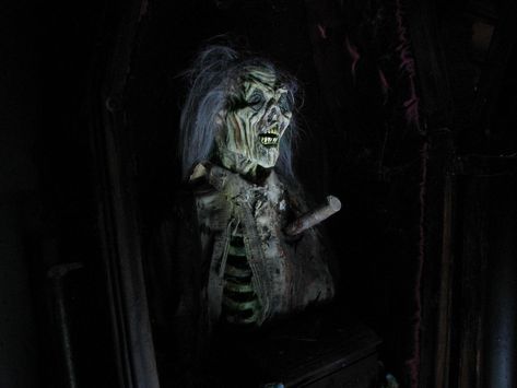 raoul | Robert | Flickr Haunted Props, Halloween Graveyard, Diy Props, Haunted Halloween, Halloween 3, Real Ghosts, Halloween 1, Halloween 2, Halloween Inspiration