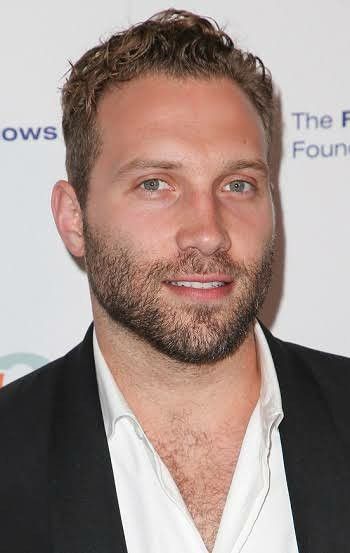 Jai Courtney Shirtless, Ferris Bueller’s Day Off, Jai Courtney, Actors, Google Search