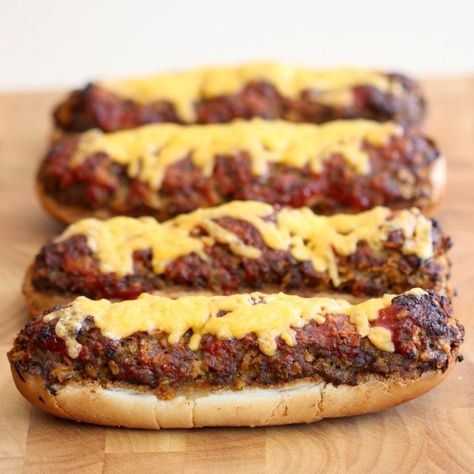 Longboy Cheeseburgers – dawns-ad-lib.com® Foodporn Burger, Tasty Meatloaf Recipe, Hamburger Dishes, Sandwhich Recipes, Hot Dog Recipes, Man Food, Burgers Sandwiches, Delicious Burgers, Beef Recipes Easy