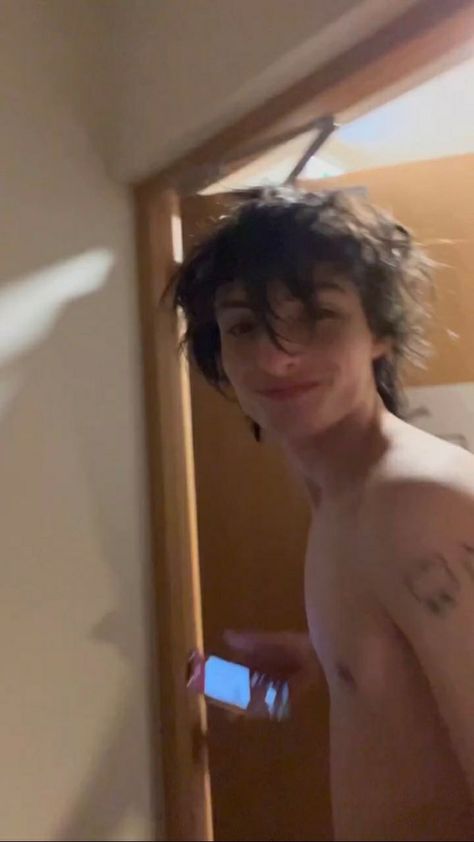 oh my rucking God Finn Stranger Things, Finn The Human, Finn Wolfhard, Hottest Guy Ever, Hot Actors, Future Boyfriend, Future Husband, Oh My, Celebrity Crush