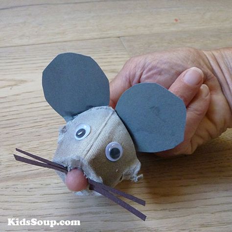 Cookie Preschool Activities, School Preschool Activities, Mouse Finger Puppet, Preschool Mouse, Messy Science, Nursery Rhyme Crafts, Crafts By Month, Laura Numeroff, Mouse A Cookie