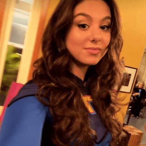 Phoebe Thunderman, Power Rangers Cosplay, Kira Kosarin, Mad Women, Iconic Women, Charli D Amelio, Picture Perfect, Actors & Actresses, Girl Fashion