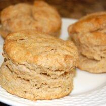 Wheat Flour Recipes, Whole Wheat Biscuits, Homemade Biscuit, Wholesome Breakfast, Flour Biscuits, Wheat Biscuits, Cracker Recipe, 100 Days Of Real Food, Fluffy Biscuits