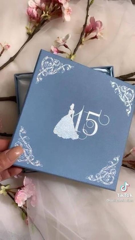 Cinderella Xv Invitations, 15 Cinderella Theme, Cinderella Themed Quinceanera, Cinderella Quince, Cinderella Quinceanera Themes, Cinderella Sweet 16, Cinderella Quinceanera, Cinderella Invitations, Wonderland Wedding Theme