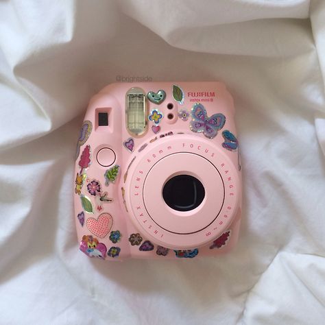 pink Polaroid Camera Instax, Nicky Wire, Polaroid Instax, Instax Mini Camera, Instax Mini 9, Pink Camera, Polaroid Photography, Instax Camera, Cute Camera