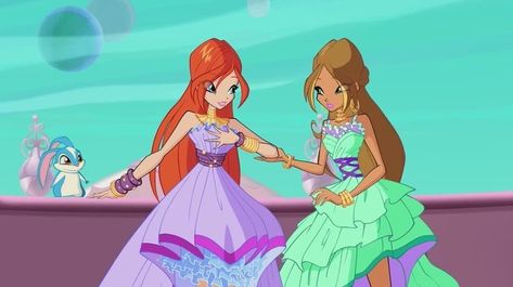 Bloom And Flora, Mcdonald Happy Meal, Rapunzel Crown, Beverly Hills Chihuahua, Klub Winx, Bloom Winx Club, My Little Pony Characters, Animated Drawings, Happy Meal