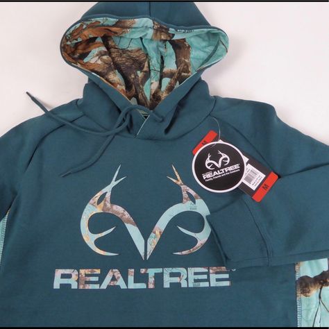 Realtree Hoodie Pullover Style Hoodie Contrasting Camo Logos On Chest Soft Poly Material Contrast Side Panels Kangaroo Pocket Ribbed Cuffs, Hem Drawstrings On Camo Lined Hood Soft Fleece Lining Realtree Branding Approx Chest Across Front: S: 20.5”. M: 22”. L: 23.5”. Xl: 25”. Xxl: 26.5” Length From Base Of Hood In Back To Bottom: S: 24”. M: 25”. L: 25.5”. Xl: 26”. Xxl: 26.5” Brand New With Tags Pricing Is Fair And Quite Firm . Please Let Us Know If You Have Any Questions Camo Clothes, Pink Camo Hoodie, Camouflage Hoodie, Camo Sweatshirt, Womens Sweatshirts Hoods, Camo Hoodie, Hoodie Xxl, Hoodie Green, Green Hoodie