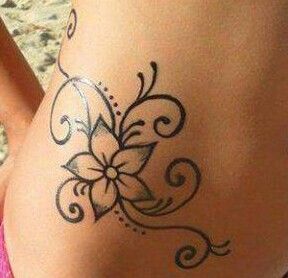 Cute and girly Celtic Flower Tattoo, Hip Tattoos For Girls, Flower Hip Tattoos, Tummy Tattoo, Pretty Flower Tattoos, Tattoo Hip, Hawaii Tattoos, Tattoos To Cover Scars, Bauch Tattoos