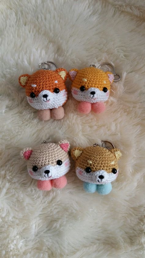 Shiba Inu amigurumi pompom keychain  More @honeygurumi #amigurumi #shibainu #keychain #handmade Dog Crochet Keychain, Shiba Inu Crochet, Crochet Shiba, Crochet Dog Keychain, Pompom Keychain, Dog Amigurumi, Diy Crochet Toys, Crochet Monkey, Crochet Doll Tutorial