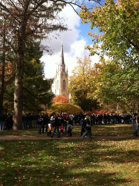 Notre Dame Football Aesthetic, Notre Dame University Aesthetic, Saint Marys College Notre Dame, Notre Dame Campus, Autumn Ambience, Noter Dame, Notre Dame College, Saint Marys College, Law School Graduation Gift