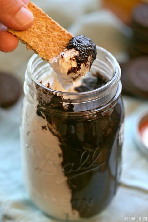 Copycat Trader Joe's Cookies and Cream Cookie Butter!!! LIFE CHANGING! Make Oreo Cookie Butter at home! | The Cookie Rookie Cookies And Cream Cookie, Oreo Cookie Butter, Joe Recipe, The Cookie Rookie, Cookie Rookie, Trader Joes Recipes, Sweet Dips, Cookies Cream, Cream Butter