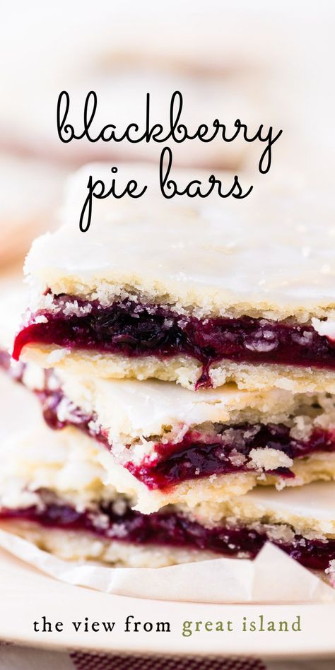 Blackberry Slab Pie Bars ~ the flakey pastry, the jewel toned filling, and the sweet little glaze all work together in this super user friendly dessert. They can go from your end-of-summer bbq bash to your holiday dessert tables, just use frozen fruit or preserves when fresh berries aren’t available. #blackberries #dessert #recipe #slabpie Blackberry Pie Bars Recipes, Blackberry Jam Desserts, Raspberry Slab Pie, Blackberry Desserts Easy, Fresh Blackberry Recipes, Blackberry Bars, Blackberry Pie Bars, Blackberry Dessert, Dessert Pie