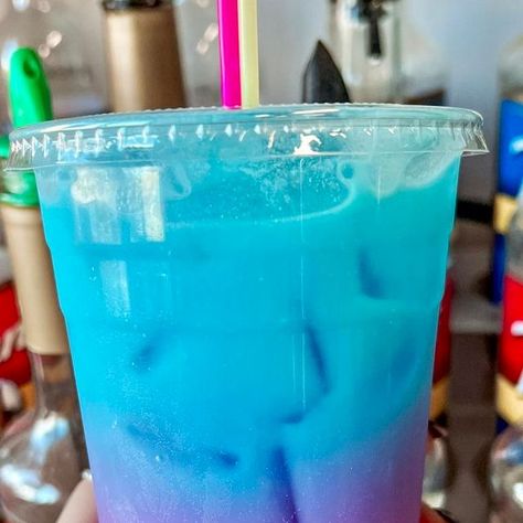 Lotus Energy Drinks on Instagram: "If a unicorn was a drink...🦄✨ This beauty was created by @thebadgersdencafe with: 💙 Blue Lotus ✨ Blue Raspberry 🥥 Coconut Milk 💦 Club Soda and 🩷 Dragon Fruit 🥥 Coconut Milk 💦 Club Soda Don't mind us, we'll just be spending the rest of our Sunday thinking about this drink. �🤤" Lotus Energy Drink Combinations, Lotus Energy Drink Recipes, Lotus Energy Drinks, Lotus Drink Ideas, Drink Combos, Lotus Recipes, Lotus Drinks, Energy Recipes, Lotus Recipe