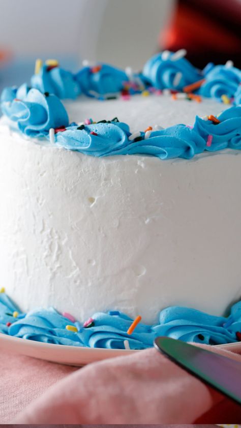 Carvel Ice Cream Cake Recipe, Ice Cream Cake Frosting Recipe, Carvel Ice Cream Cake, Best Ice Cream Cake, Make Ice Cream Cake, Carvel Ice Cream, Ice Cream Dessert Recipe, Easy Ice Cream Cake, Homemade Ice Cream Cake