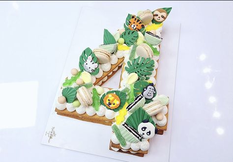 Number 1 Safari Cake, Number Cake Jungle, Tropical Number Cake, Jungle Theme Number Cake, Giraffe Number 1 Cake, Jungle Theme Cream Cake, Monkey Cake, Jungle Cake, Animal Cupcakes