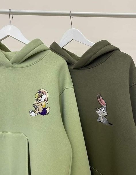 Hoodies Aesthetic, Matching Hoodies, Cute Couple Gifts, Animal Hoodie, Matching Couple Outfits, Couples Hoodies, Couple Cartoon, Personalized Hoodies, Embroidered Hoodie