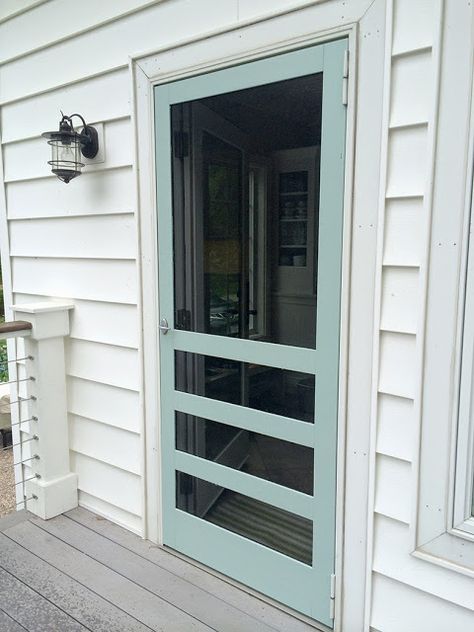 Wooden Screen Door Ideas, Screen Door Ideas, Screen Door Projects, Screened Porch Decorating, Old Screen Doors, Garage Screen Door, Wooden Screen Door, Diy Screen Door, Patio Privacy Screen