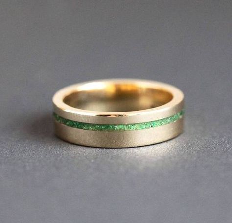 Select from our huge collection of men's wedding bands rings at an affordable price from Capucinne Jewelry. Buy now! FREE shipping worldwide! Inlay Wedding Band, Emerald Wedding Band, Simple Wedding Bands, Emerald Band, Wedding Bands For Him, Ring Inspo, Emerald Wedding, Ring Collection, Engagement Ring Cuts