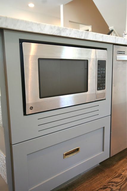 how to fake a built-in microwave - design*dump Built In Microwave Cabinet, Hidden Microwave, Microwave In Island, Big Fridge, Microwave Cabinet, Cabinet Inspiration, Microwave In Kitchen, Built In Microwave, Kitchen Upgrades