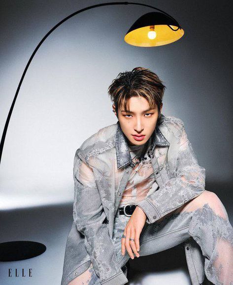 #ATEEZ #ATEEZMINGI #SONGMINGI #MINGI #mingi #ateez J Hope Selca, Kim Song, Dior Jacket, Song Min Gi, Ateez Mingi, Mingi Ateez, Song Min-gi, Yunho Yeosang, Elle Magazine