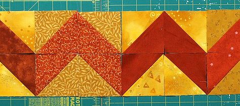 Make Striking Borders with Half-Square Triangles Half Square Triangle Quilts Pattern, Patchwork Quilting Designs, History Of Quilting, Triangle Quilts, Quilt Borders, Modern Quilting Designs, Fabric Panel Quilts, Basic Quilt, Piano Key