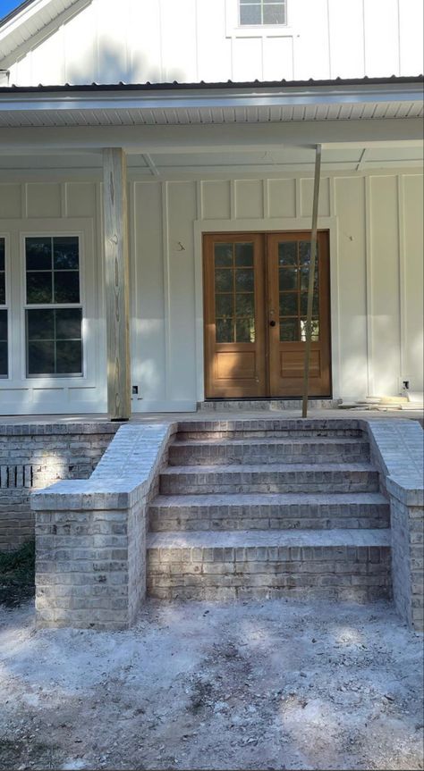 Stone Entrance Steps, Steps For Porch Entrance, Steps To Front Porch, Brick Steps Front Porch, Brick Porch Steps, Exterior Stairs To Front Door, Front Porch Steps Ideas Entrance, Front Steps Ideas Concrete, Brick Front Steps