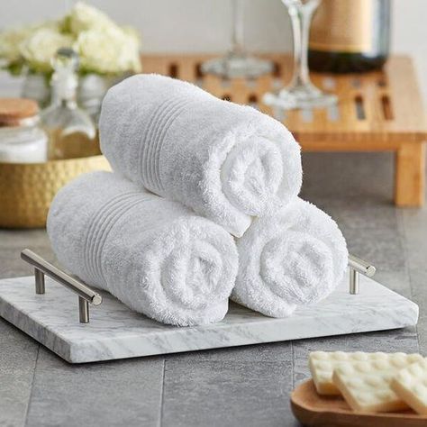 Spa Towels Display, Bath Towel Display, Towel Product Photography, Towel Tray Bathroom, Rolled Towels Bathroom, Towels Photography, Dream Spa, Bathroom Decor Pictures, Hotel Toiletries