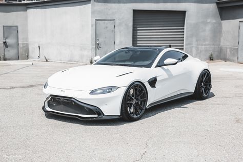 White Aston Martin Vantage - Brixton Forged™ White Aston Martin Vantage, Aaron Martin, Aston Martin Vantage Convertible, Old Aston Martin, Aston Martin Sports Car, Austin Martin, New Aston Martin, Aston Martin Cars, Aston Martin Vanquish 2003