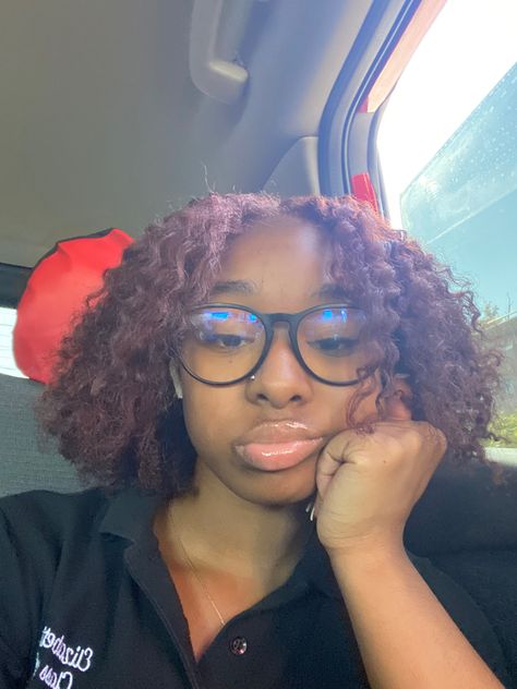 Curly Hair With Glasses, Braid Out Natural Hair, 4c Natural Hairstyles Short, Big Lips Natural, Volume Curls, Quick Natural Hair Styles, Curly Hair Types, Girls With Black Hair, 4c Natural Hair