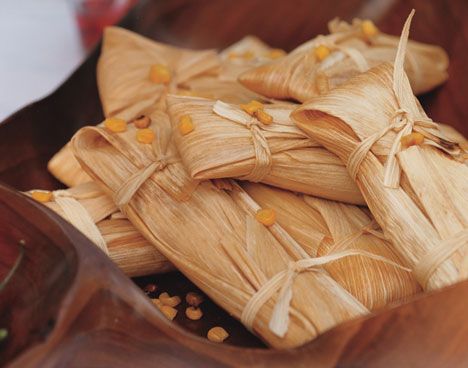 Chorizo-Tamales Photo - cinco de mayo Recipe Slideshow at Epicurious.com Chorizo Tamales, Mexican Tamales, Tamales Recipe, Tamale Recipe, Chorizo Sausage, Latin Food, Frozen Corn, Food Words, Mexican Dishes