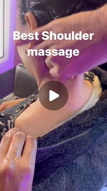 25K likes, 46 comments - hairaddicttauheed op July 9, 2024: "Shoulder Massage Steps 🧤". How To Massage Shoulders And Neck, How To Massage Shoulders, Upper Back Massage Techniques, How To Massage Back Pain, Back Massage Technique, Lower Back Massage Techniques, Shoulder Massage Techniques, Hand Massage Techniques, Shoulder Pressure Points