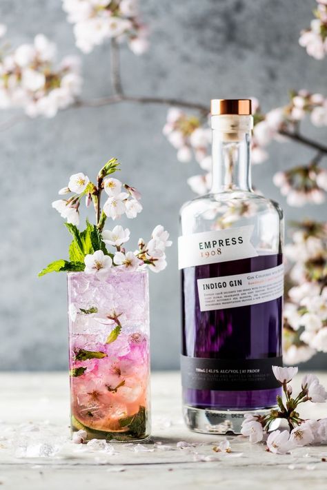 Our friend @foodie_renee highlights the beauty of cherry blossom season with the Sakura Mojito 🌸 To make at home, place the mint leaves, lime and sugar to a glass. Use a muddler and crush to release mint oils and lime juice. Next, fill the glass with ice. Add Empress 1908 Gin and Sakura syrup. Top with club soda, and garnish with a fresh mint sprig and Sakura. Enjoy! Empress Gin, Empress 1908 Gin, Edible Cocktails, Korean Drinks, Spring Cocktail, Spring Cocktails Recipes, Thanksgiving 2023, Sparkling Cocktail, Gin Cocktail Recipes