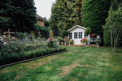 rvk_loves Garden Makeover Rvk Loves, Cottage Style Garden, Fire Pit Seating Area, Country Garden Decor, Patio Slabs, Gravel Patio, Plant Mama, Garden Inspo, Conifer Trees